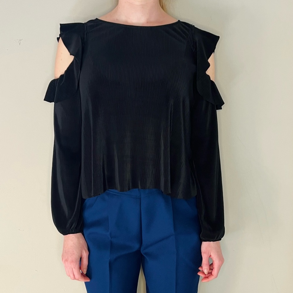 Bershka Rib Knit Ruffled Top